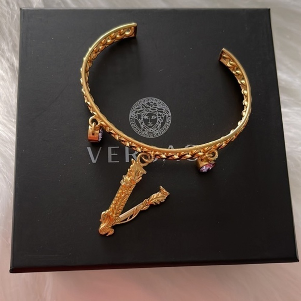 VERSACE bracelet crystals authentic 100%‎